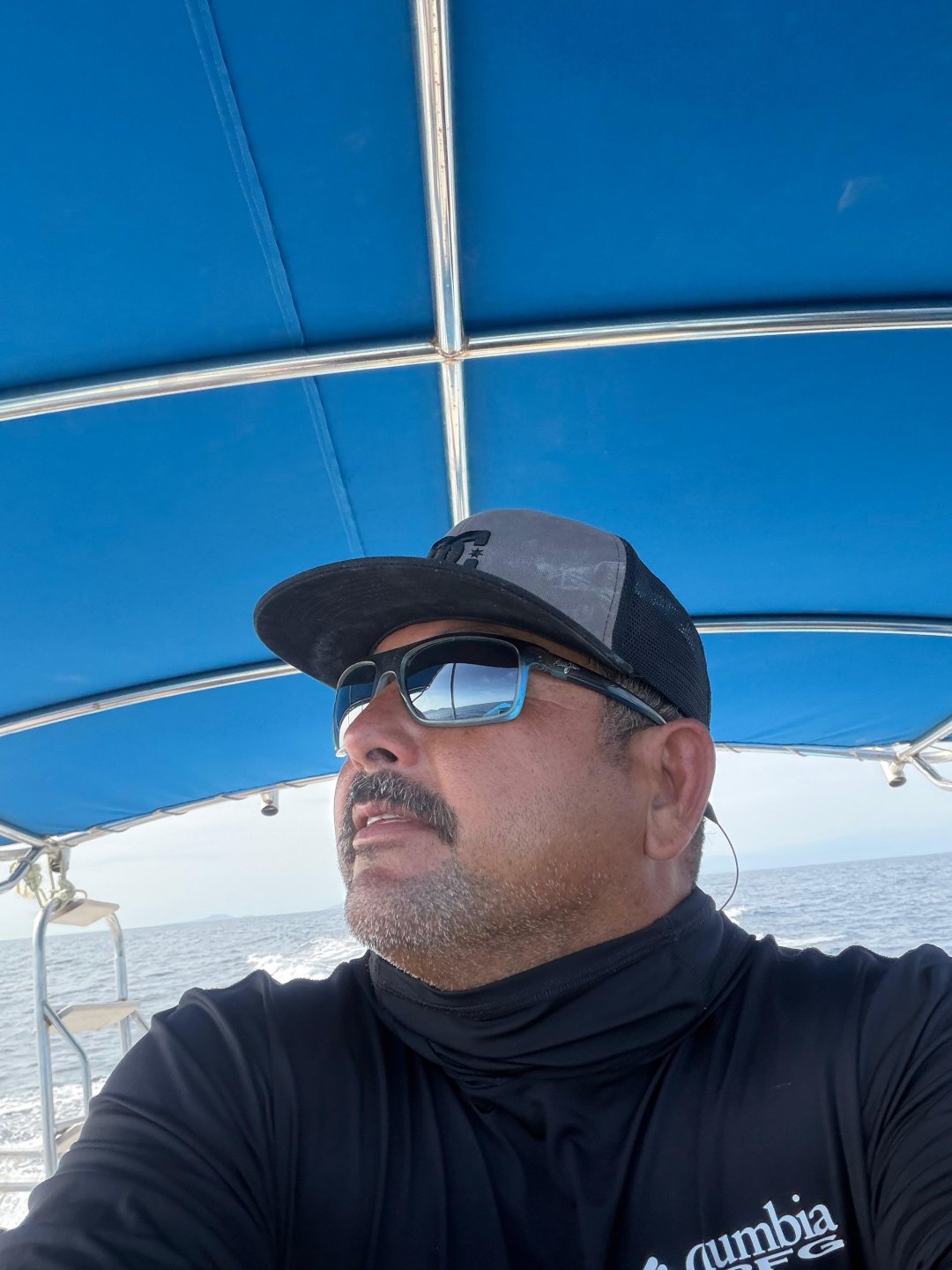 Fernando, propietario de Golfo Salvaje, a bordo de la embarcación